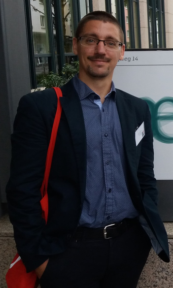 Dr. Simon Gábor